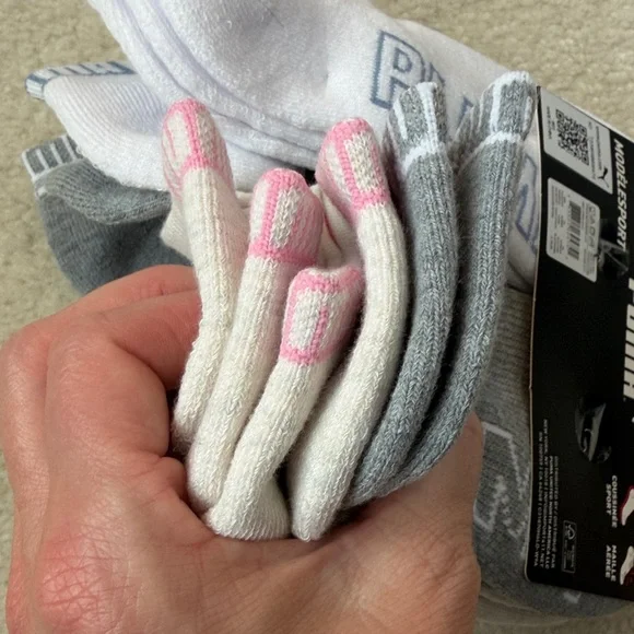 Ladies PUMA Low Cut Socks - Picture 6 of 6